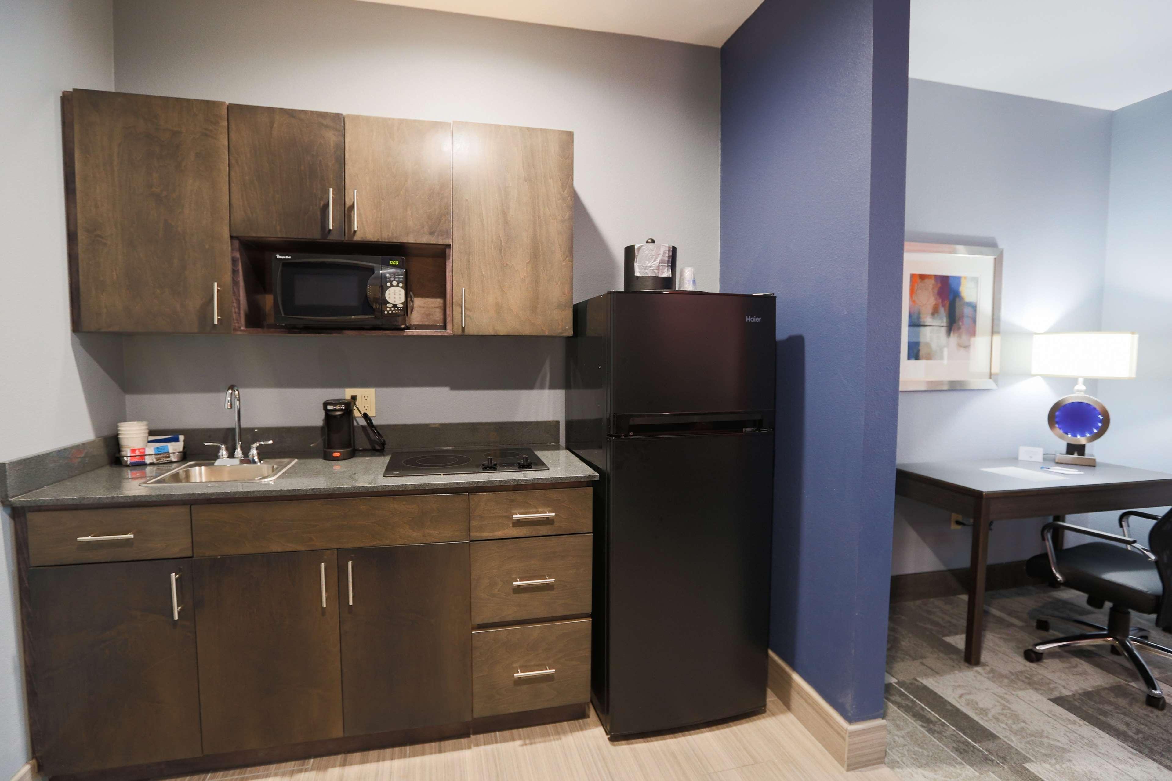 Best Western Plus Wewoka Inn & Suites Kültér fotó