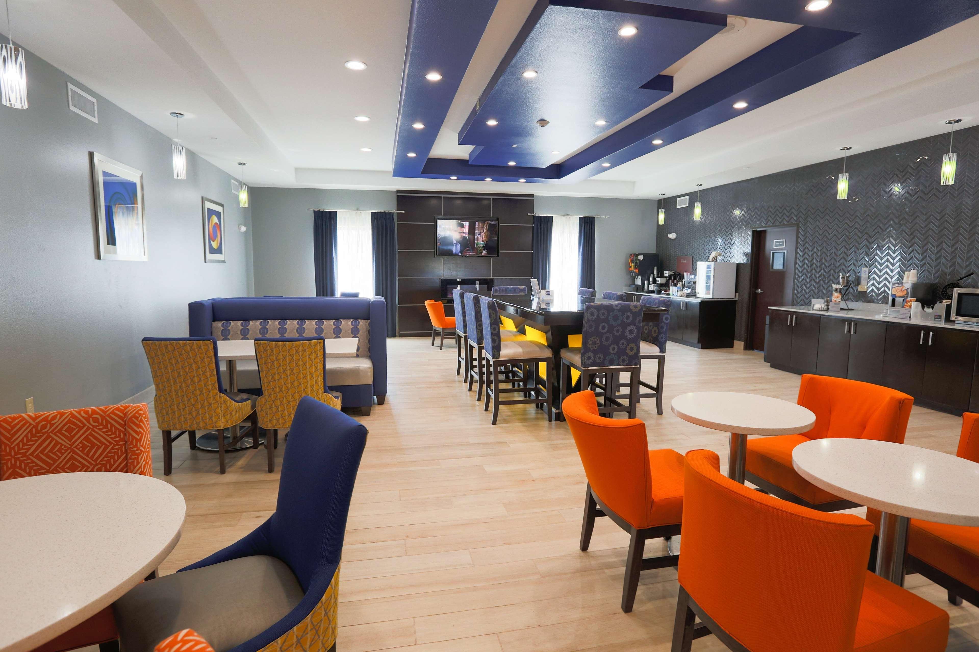 Best Western Plus Wewoka Inn & Suites Kültér fotó